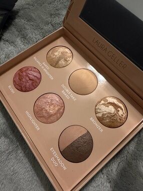 Brand New Laura Geller “Baked Icons” complete full face palette with brushes